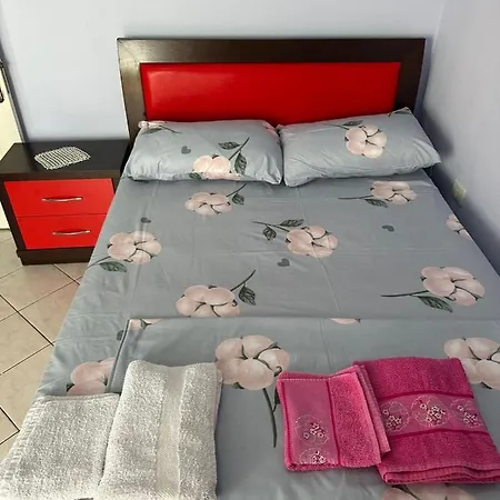 Sarande Holiday Apartment Apartament